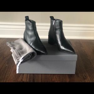 Everlane Boss Boot Black Pebbled Size 6